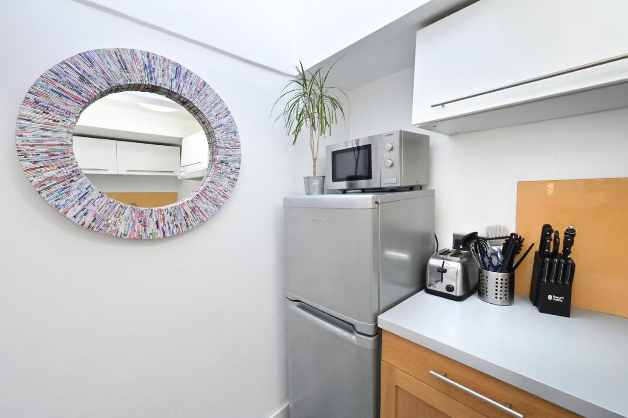 Soho, Piccadilly & Chinatown - Two Bedroom & Two Double Beds Apartment ลอนดอน ภายนอก รูปภาพ